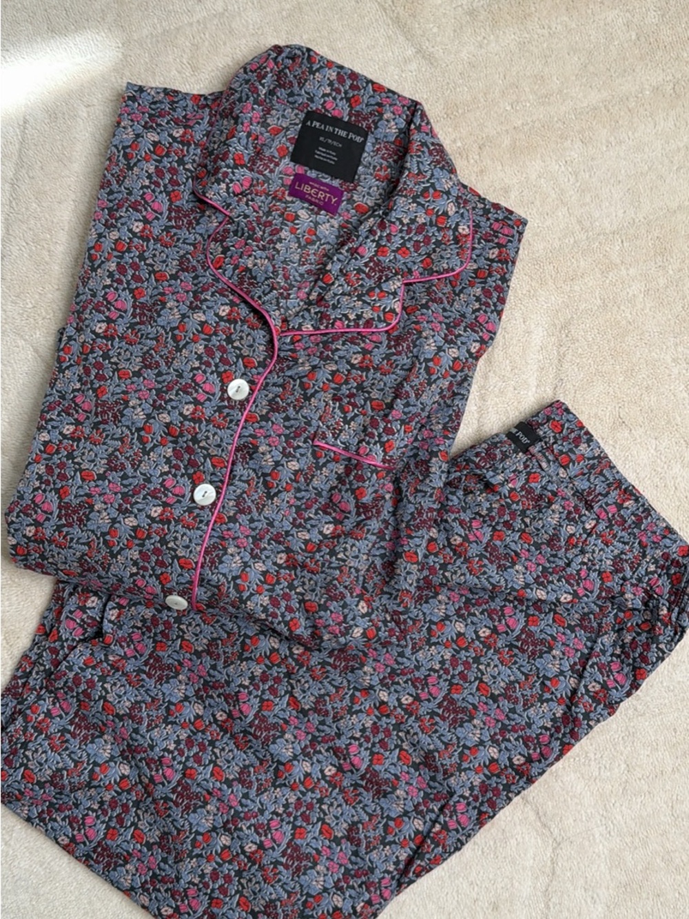 A Pea in the Pod Floral Cotton Pajama Set - Pink & Red